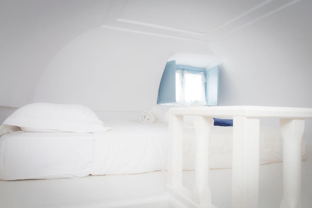 Linos Suites Emporio  Экстерьер фото