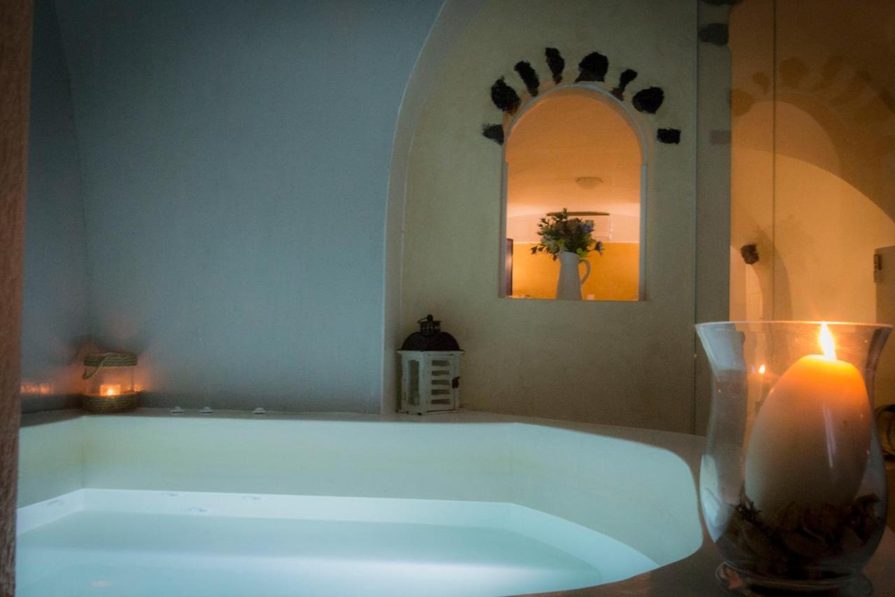 Linos Suites Emporio  Экстерьер фото